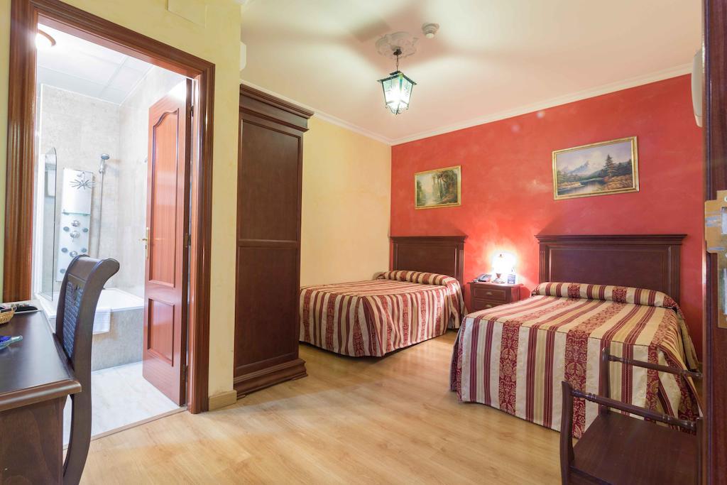 Hotel Esmeralda Osuna Dış mekan fotoğraf